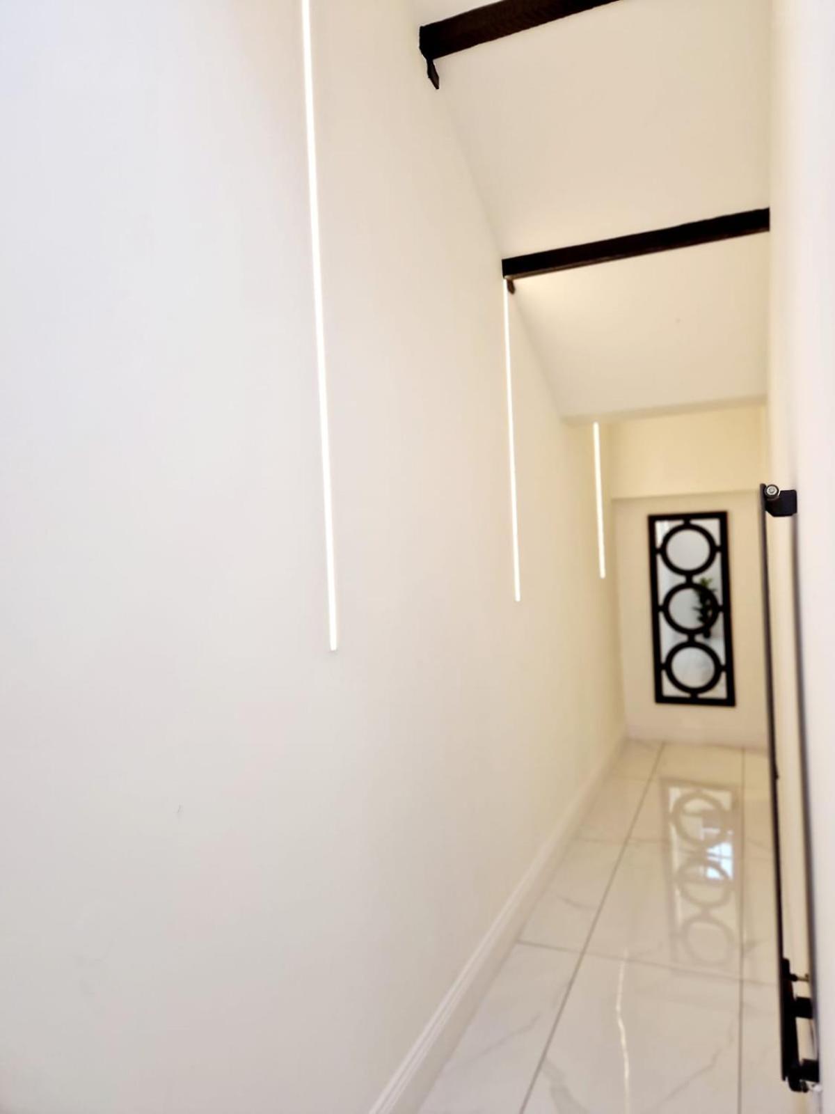 Holiday home The Hamilton Luxury Let's- Holly Barn *