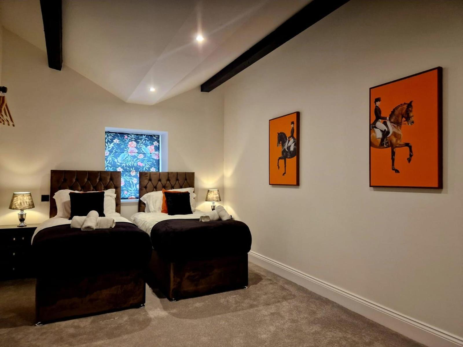 The Hamilton Luxury Let's- Holly Barn Holiday home Scorton (Lancashire)