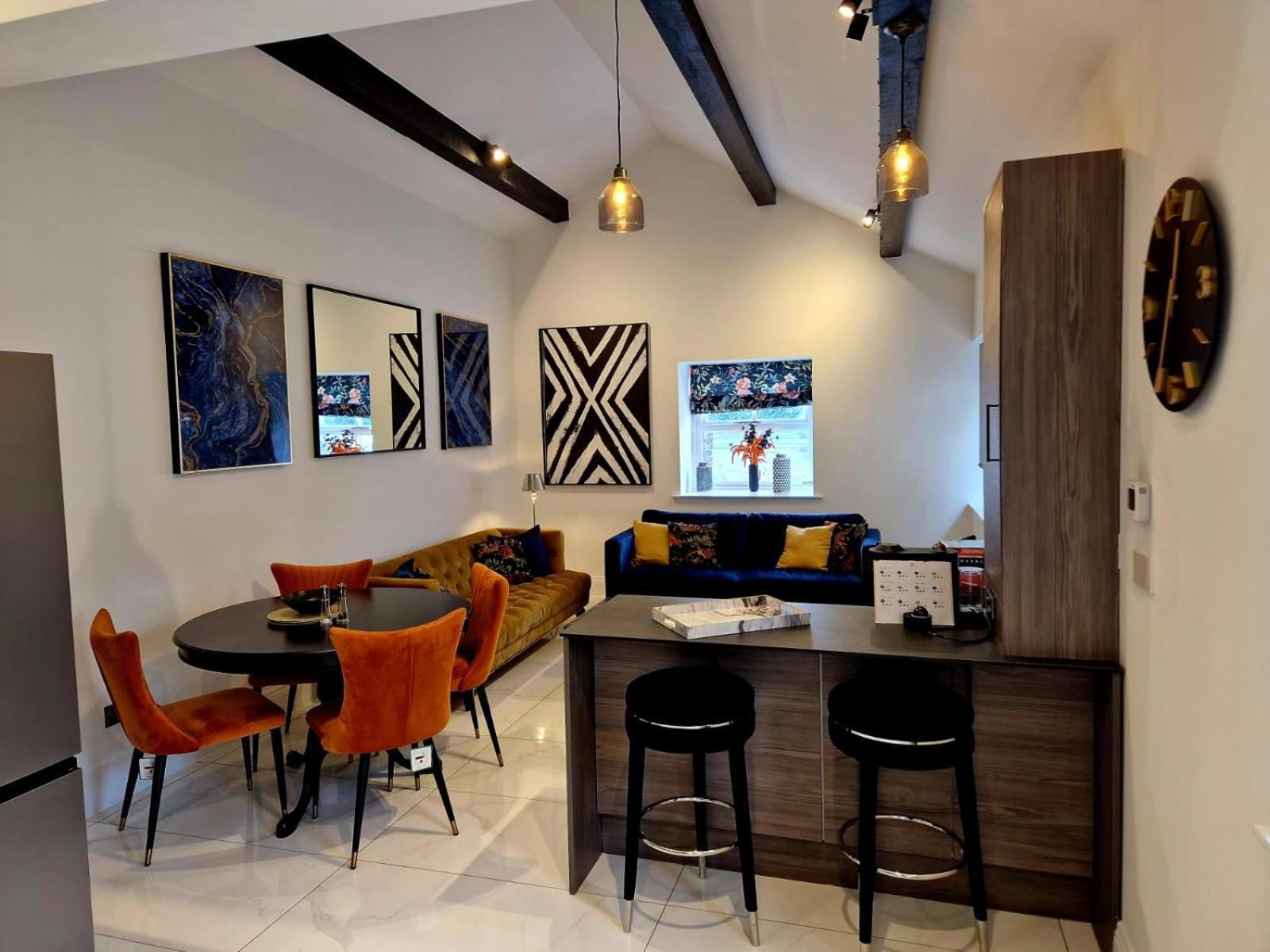 Holiday home The Hamilton Luxury Let's- Holly Barn *